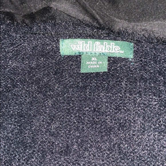 Crop top - Picture 2 of 2